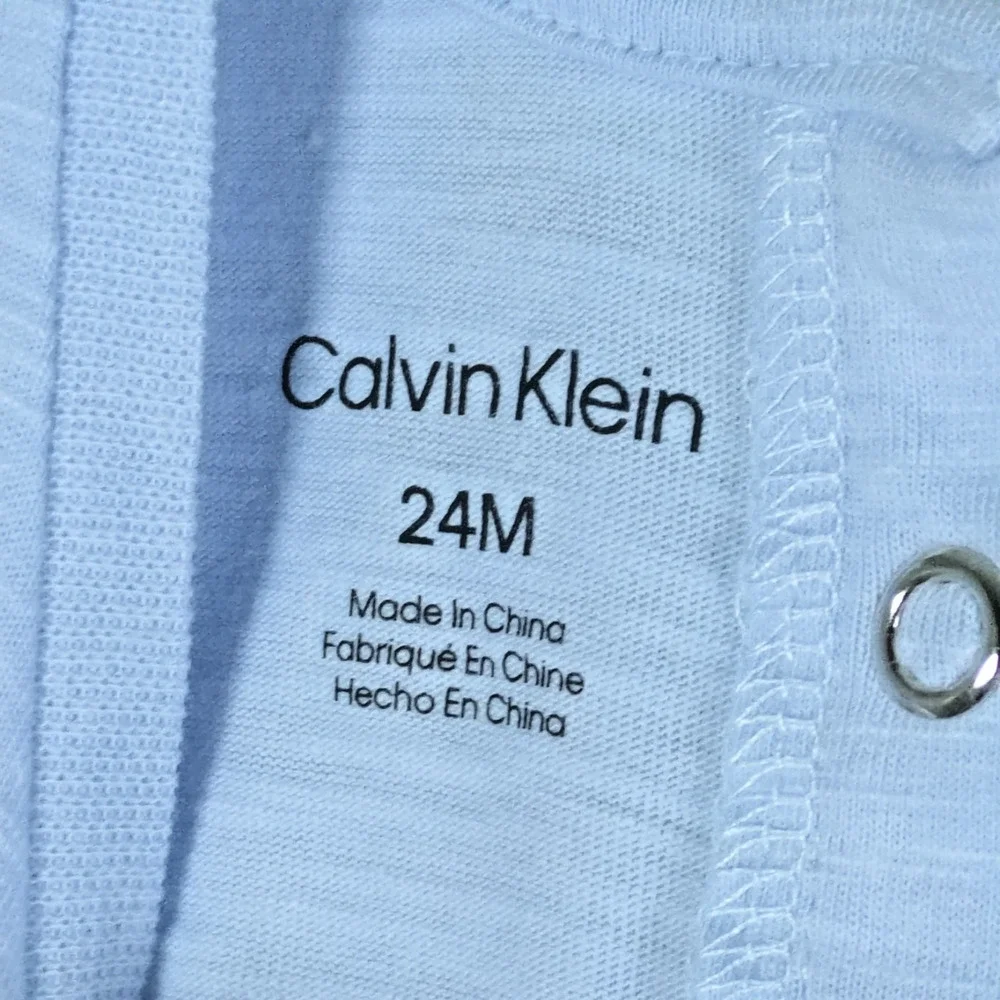 Calvin Klein Baby 2-Piece Rosette Logo Shirt Gauze Skirted Diaper Cover Set NWT